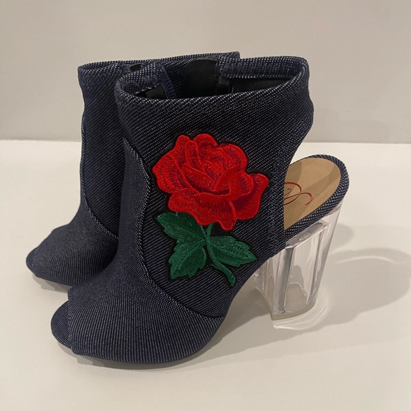 DELICIOUS clear heel denim with rose heels - Picture 2 of 8